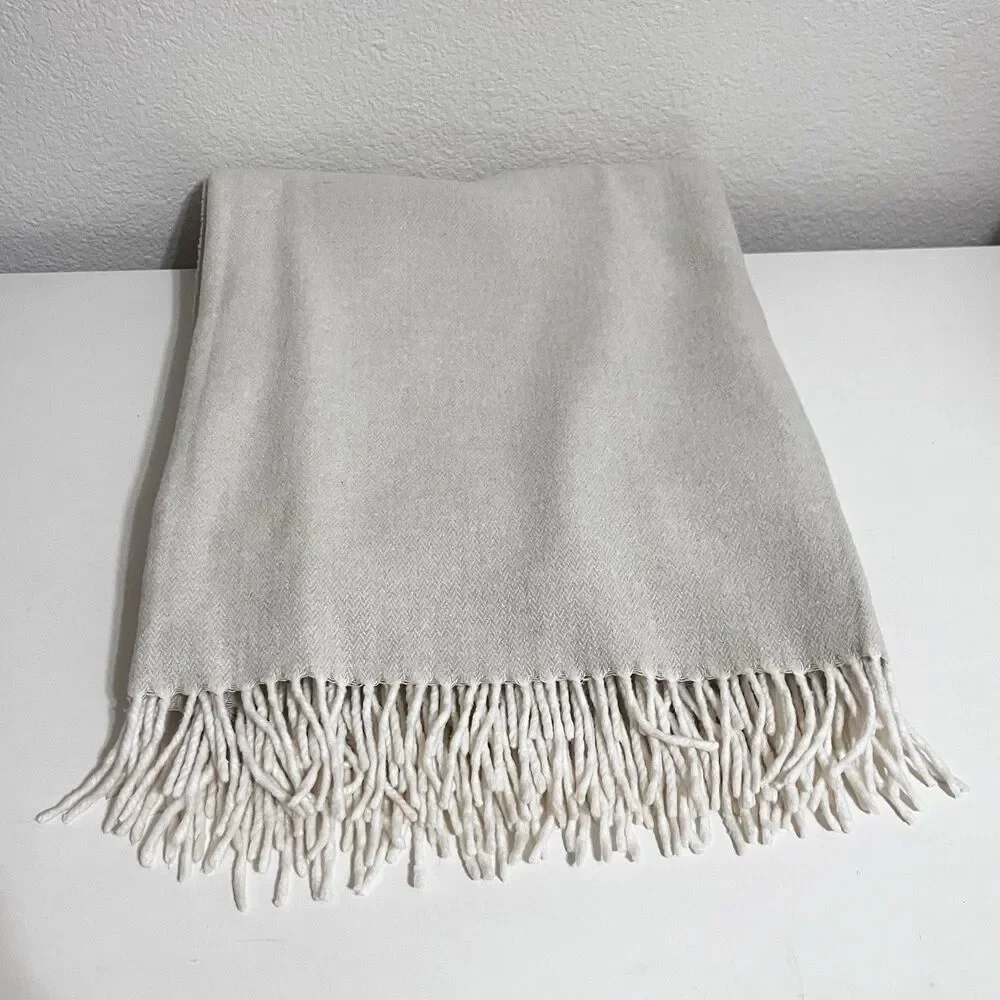 Lands Downunder Italian Herringbone Fringed Cream Throw Blanket Soft Italy